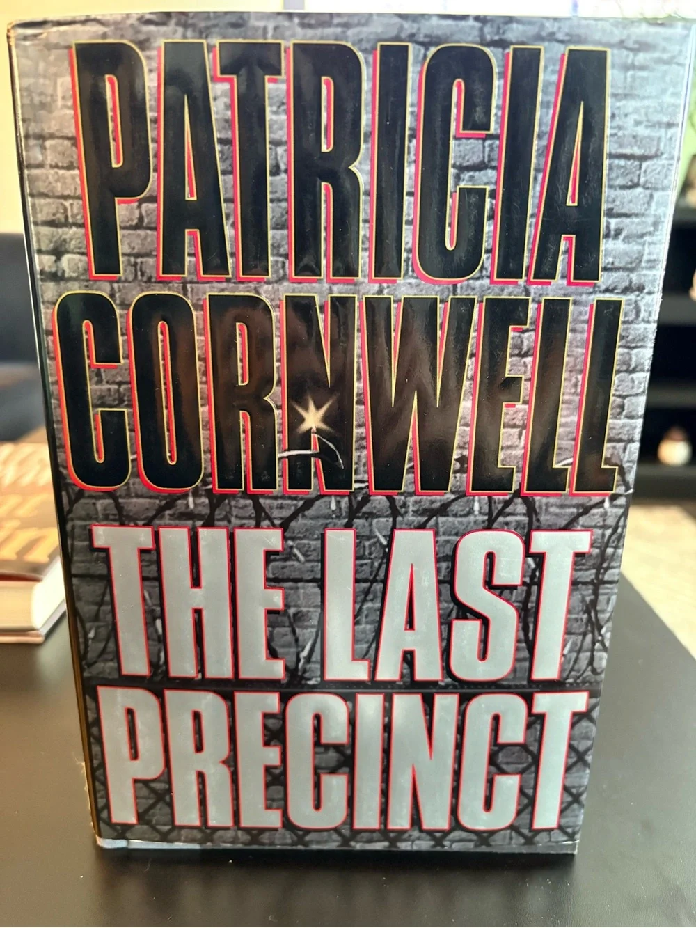 Patricia Cornwell The Last Precinct Hardcover- Book 11 of 29 Kay Scarpetta - Picture 2 of 7